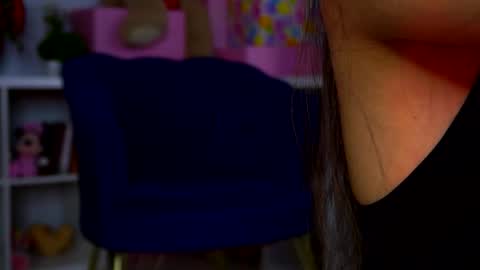 Ava online show from 02-08-26, 08:23