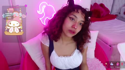 Snapshot of ava_williams_ chatting on 02-05-25, 01:22 AVA online show from 02-05-25, 01:22