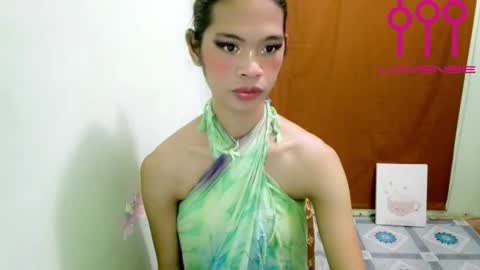 avacadaxcx online show from 10-16-25, 10:22