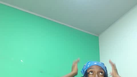 Snapshot of avalericherrycm101 chatting on 11-02-25, 03:53 avalericherrycm101 online show from 11-02-25, 03:53