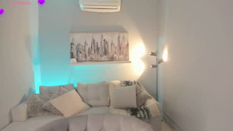 Snapshot of avalon_badger chatting on 01-24-25, 09:47 Avalon online show from 01-24-25, 09:47