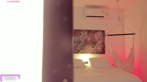 Snapshot of avalon_badger chatting on 11-03-25, 05:47 Avalon online show from 11-03-25, 05:47