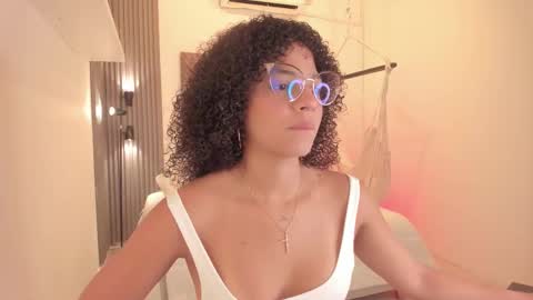 Snapshot of avalon_badger chatting on 11-12-25, 07:46 Avalon online show from 11-12-25, 07:46