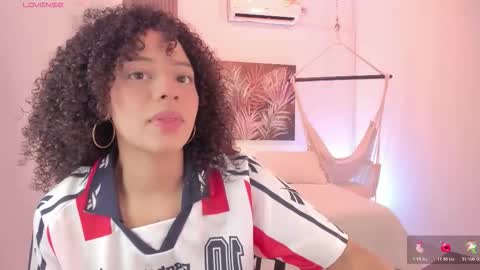 Snapshot of avalon_badger chatting on 12-04-25, 07:44 Avalon online show from 12-04-25, 07:44