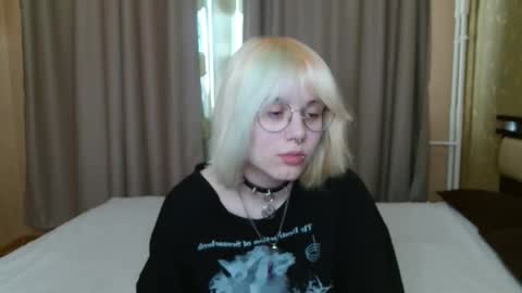 Snapshot of avaobierne chatting on 06-05-26, 06:20 avaobierne online show from 06-05-26, 06:20