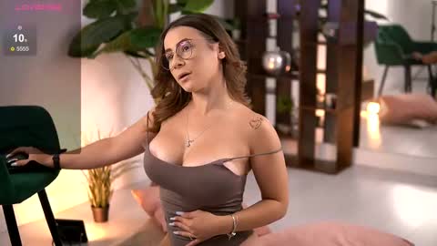 Snapshot of avareed chatting on 09-11-25, 04:01 AvaReed online show from 09-11-25, 04:01