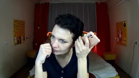 Snapshot of avasaturnian chatting on 11-10-25, 08:35 avasaturnian online show from 11-10-25, 08:35