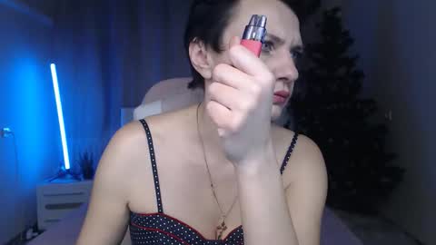 Snapshot of avasaturnian chatting on 11-23-25, 07:41 avasaturnian online show from 11-23-25, 07:41