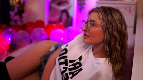 Carina online show from 02-13-25, 05:58