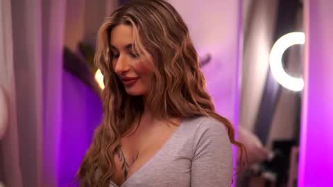 Carina online show from 03-02-25, 11:09