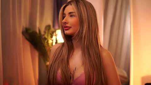 Carina online show from 03-11-25, 10:31