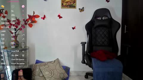 Ava Tomas online show from 01-18-25, 02:14