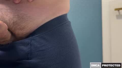 Snapshot of avdre44 chatting on 10-23-25, 11:31 Eric online show from 10-23-25, 11:31