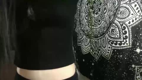 Snapshot of ave_tt chatting on 11-21-25, 06:06 ave_tt online show from 11-21-25, 06:06