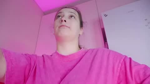 Kate  online show from 11-11-25, 11:21