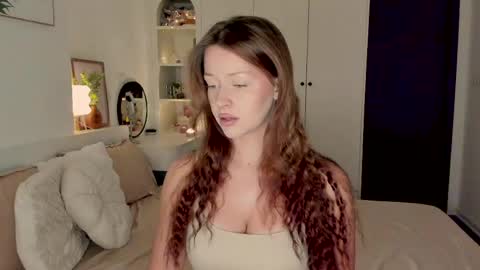 Snapshot of aveme_melissa chatting on 05-29-26, 05:27 aveme_melissa online show from 05-29-26, 05:27