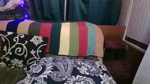 raven blue online show from 11-01-25, 03:58