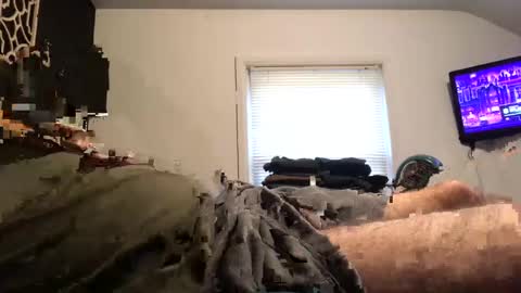 Snapshot of average_stag chatting on 09-23-25, 10:24 average_stag online show from 09-23-25, 10:24