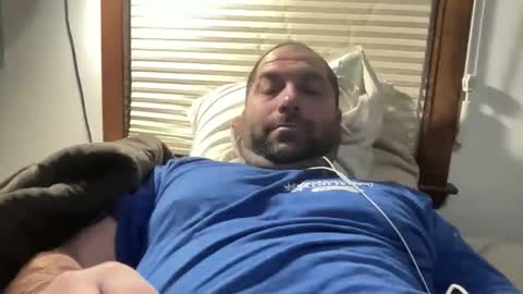 Snapshot of averagejoe345977 chatting on 03-01-26, 08:27 averagejoe345977 online show from 03-01-26, 08:27