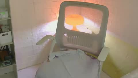 Rhian online show from 04-06-26, 02:31