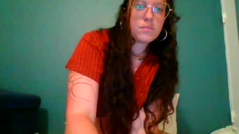 averagewifey online show from 07-11-26, 10:11