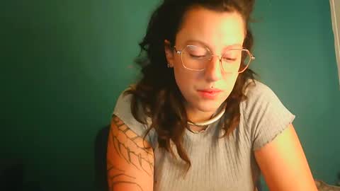 averagewifey online show from 07-23-26, 10:29