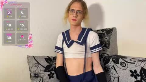 Alex online show from 07-20-26, 06:32