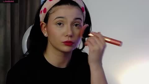 Snapshot of averywillow chatting on 03-12-25, 12:57 AveryWillow online show from 03-12-25, 12:57