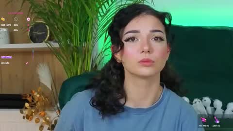 Snapshot of averywillow chatting on 11-10-25, 06:12 AveryWillow online show from 11-10-25, 06:12