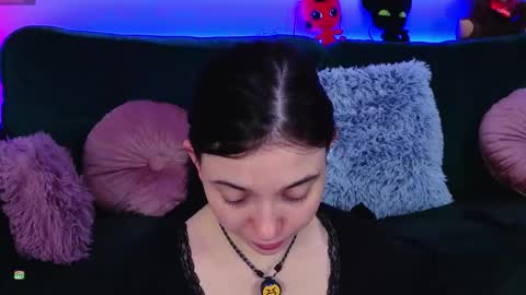 AveryWillow online show from 04-05-26, 12:30