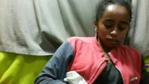 Snapshot of avontsoaldy chatting on 06-12-26, 03:11 avontsoaldy online show from 06-12-26, 03:11