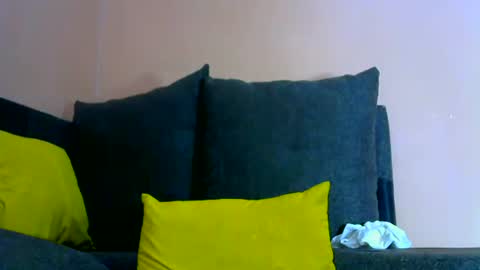 Snapshot of avril254 chatting on 03-03-25, 12:37 avril254 online show from 03-03-25, 12:37