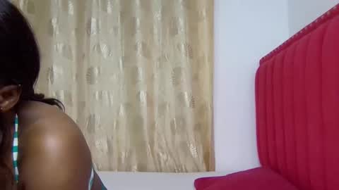 Avril online show from 02-06-26, 04:21