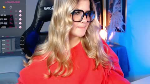 Snapshot of avrill_morgan chatting on 12-03-24, 06:49 Avrill Morgan online show from 12-03-24, 06:49