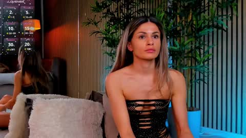 AVRILL CYRUX online show from 01-21-25, 02:37