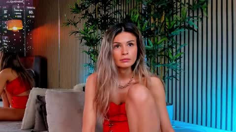 AVRILL CYRUX online show from 01-22-25, 11:56