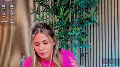 AVRILL CYRUX online show from 03-06-25, 02:29