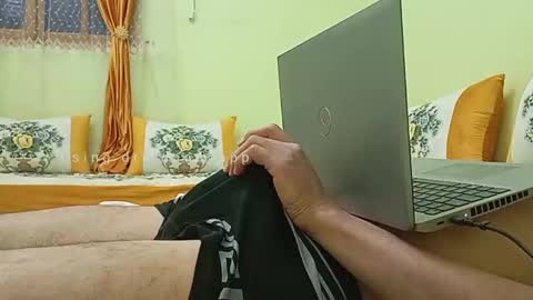 Snapshot of avrilogx chatting on 04-25-26, 12:30 dani danilo online show from 04-25-26, 12:30