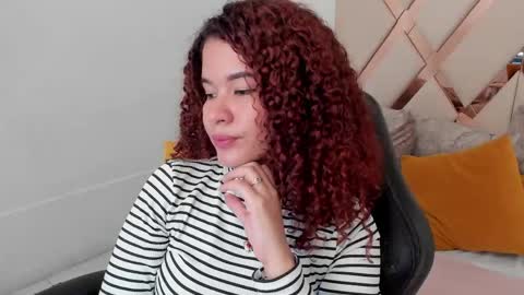 Avril  online show from 03-06-26, 12:12