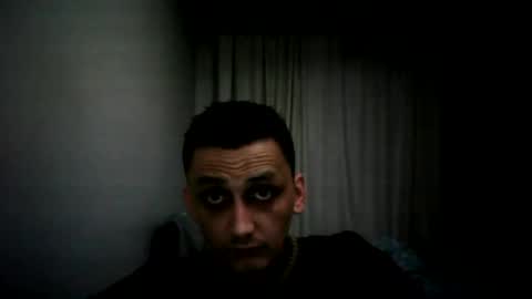 Snapshot of awesenheit chatting on 11-22-25, 11:48 awesenheit online show from 11-22-25, 11:48