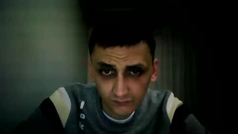 Snapshot of awesenheit chatting on 11-26-25, 06:53 awesenheit online show from 11-26-25, 06:53