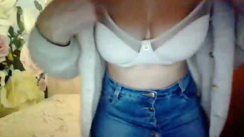 awesomeladyy online show from 02-02-25, 06:20