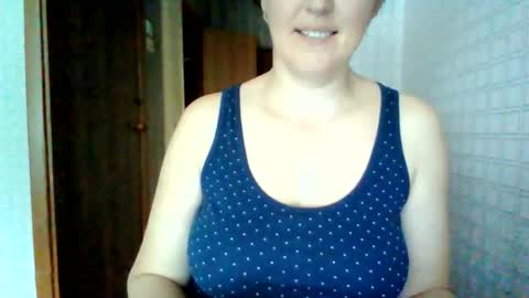 Snapshot of awesomeladyy chatting on 06-04-26, 12:11 awesomeladyy online show from 06-04-26, 12:11