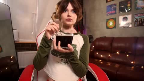 Alice online show from 03-06-25, 09:36