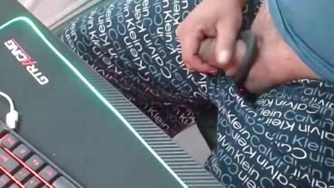 Snapshot of axel264 chatting on 02-11-26, 11:43 Alex online show from 02-11-26, 11:43