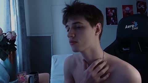 axel_0ne online show from 02-03-26, 07:35