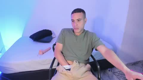 axel__fierro online show from 04-18-26, 08:20