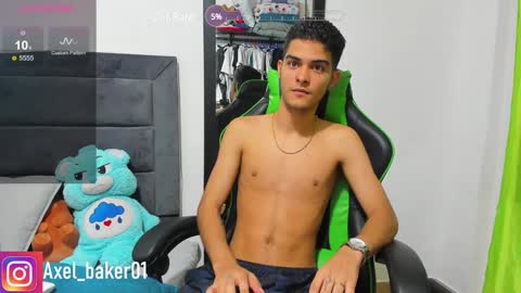 Snapshot of axel_baker01 chatting on 12-12-24, 09:15 Axel online show from 12-12-24, 09:15