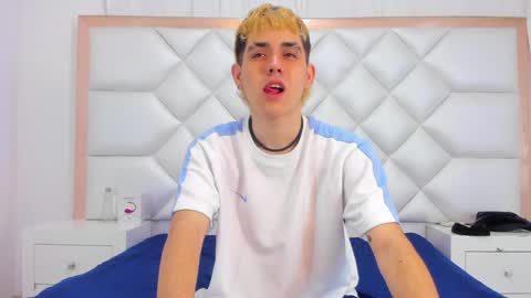 Axel cifer online show from 01-03-25, 12:30