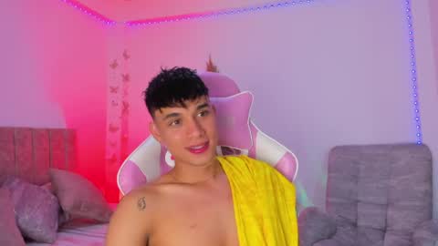 AXEL online show from 05-05-26, 02:30